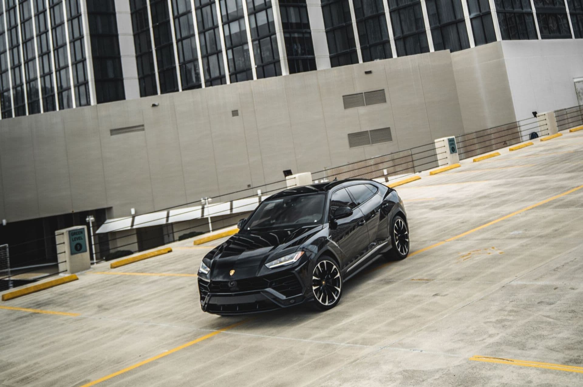 2019 Lamborghini Urus  4-Door Charlotte, NC